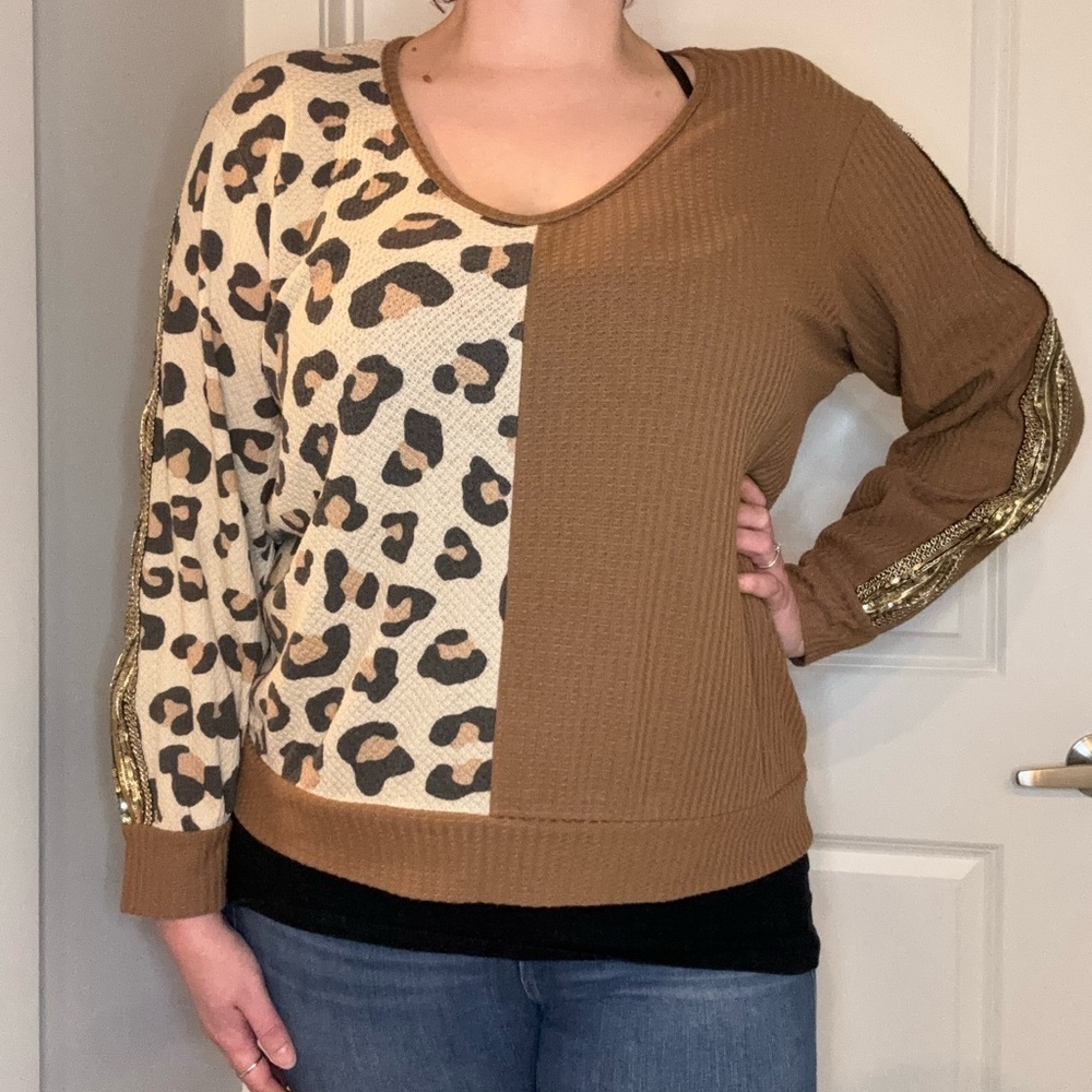Venus Leopard Print Colorblock Sequin Top Size 1X